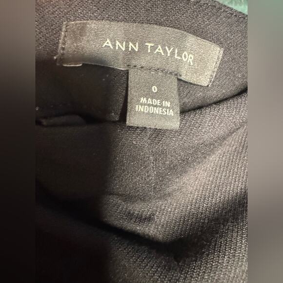 Ann Taylor Black High Waist Button-Detail Sailor Cropped Pants - Picture 6 of 7